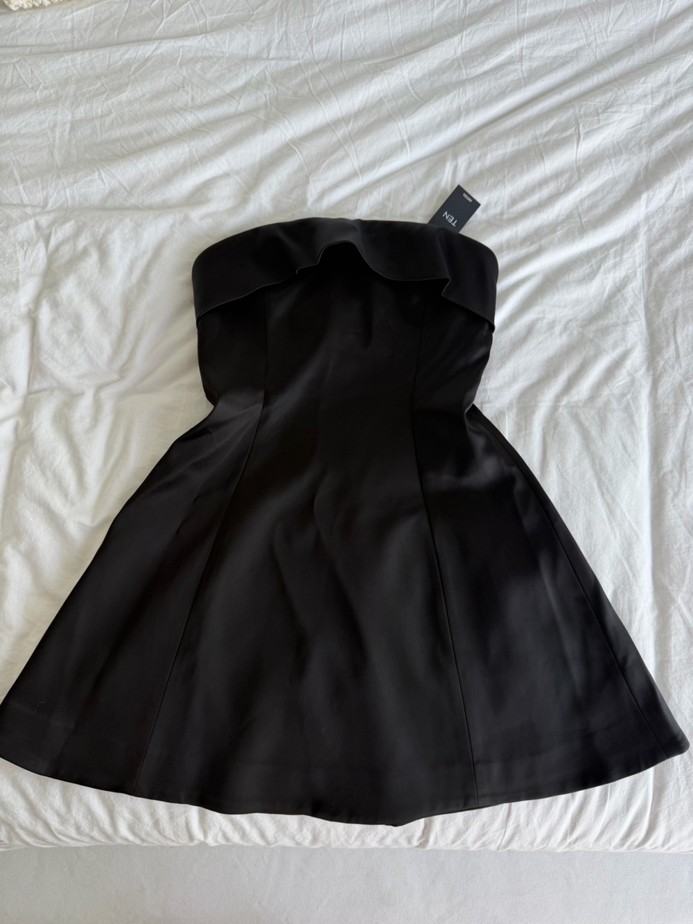 Babaton Black Strapless Satin Cocktail Dress
